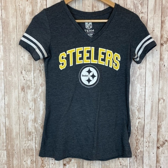 NFL Team Apparel Pittsburg Steelers Short Sleeve V Neck Shirt Size XS Women - Picture 1 of 6